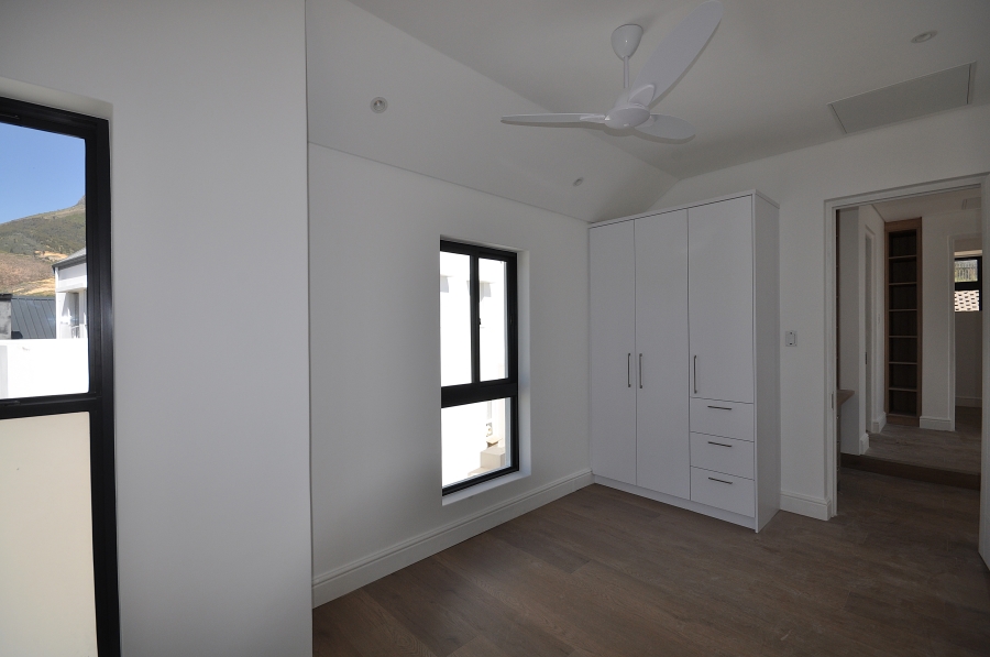 3 Bedroom Property for Sale in La Roche Western Cape